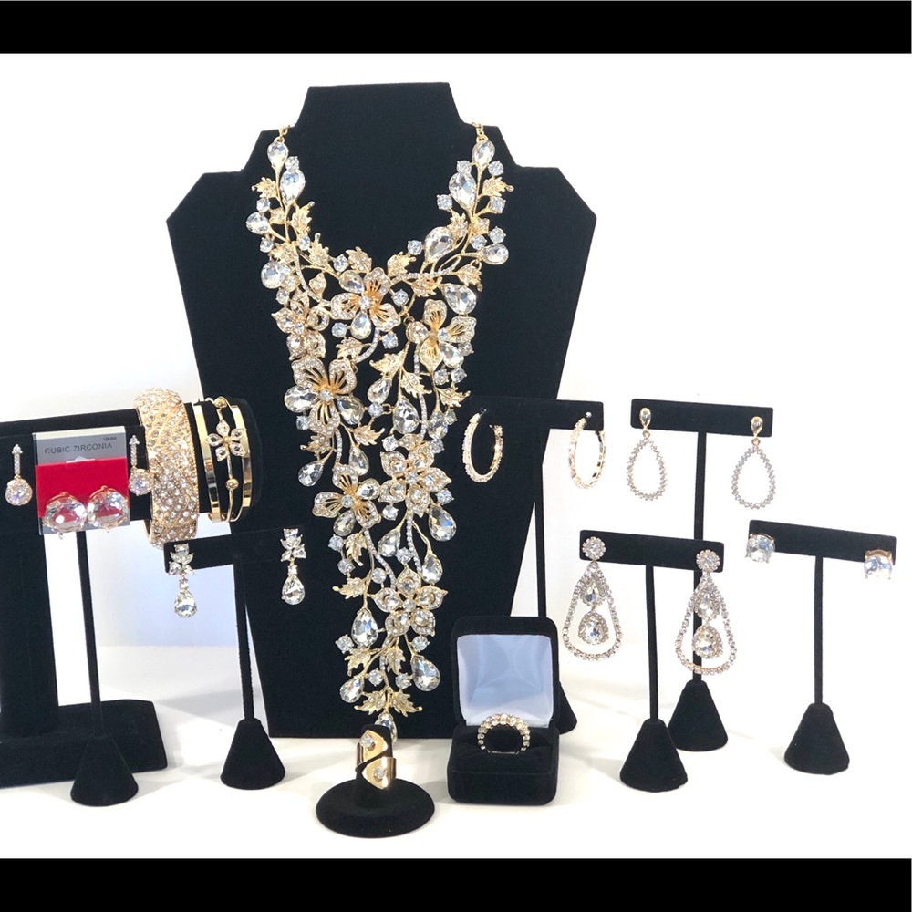 Exquisite Christian Siriano jewlery bundle